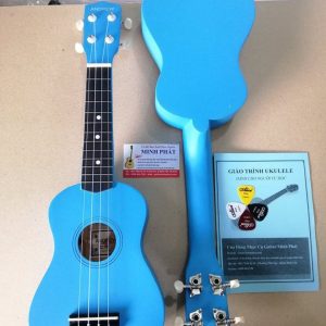 Đàn ukulele giá rẻ màu xanh dương xinh xắn hàng chất lượng! Đàn được gia công kỹ ngoại hình tuyệt đẹp, nước sơn tốt! Cỡ đàn soprano nhỏ nhắn dễ thương, đang được rất nhiều bạn trẻ yên mến.