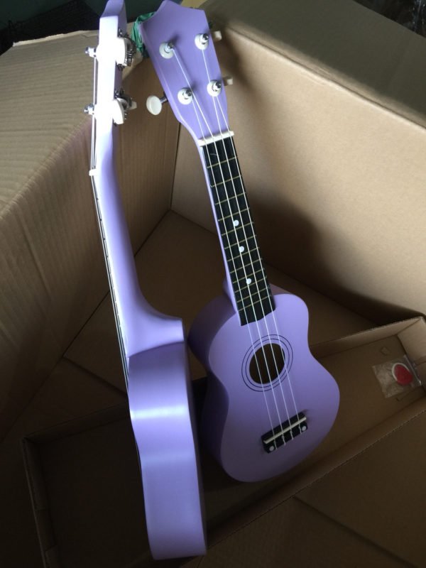 Đàn ukulele màu tím đẹp chính hãng giá rẻ