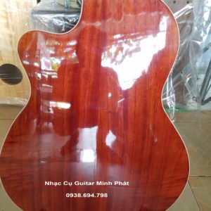 Đàn guitar gỗ hồng đào trung kỹ giá rẻ cho người mới chơi