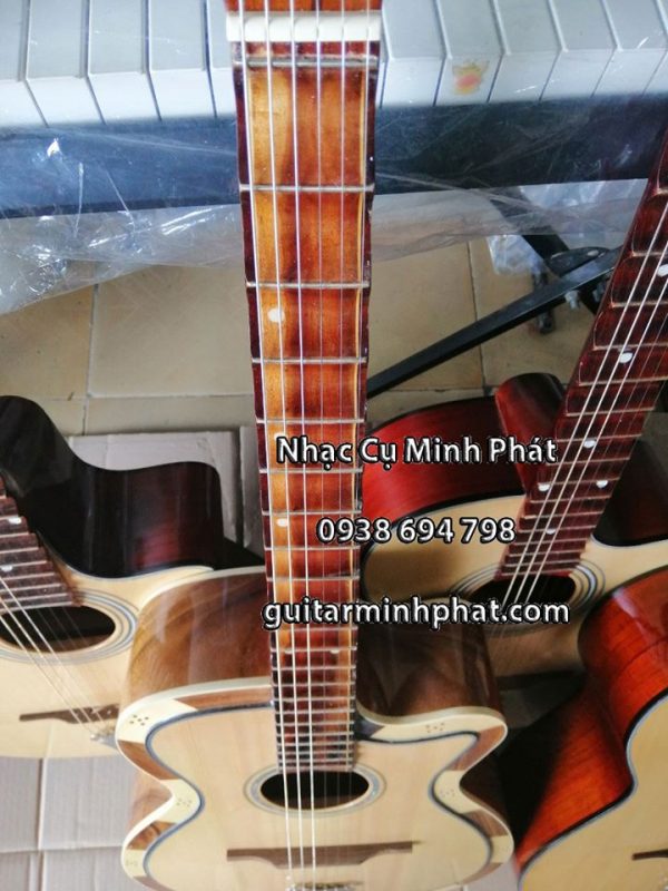 Mẫu đàn guitar phím lõm gồ điệp kỹ - liên hệ 0938 694 798 - Xem đàn tại cửa hàng