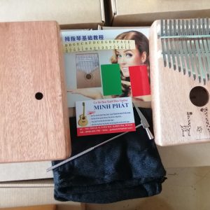 Mua đàn kalimba 17 phím họa tiết hươu gỗ full mahogany