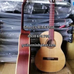 Sản phẩm đàn guitar classic gỗ hồng đào mã HD22C - Liên hệ 0938 694 798 để được tư vấn và xem đàn tại cửa hàng