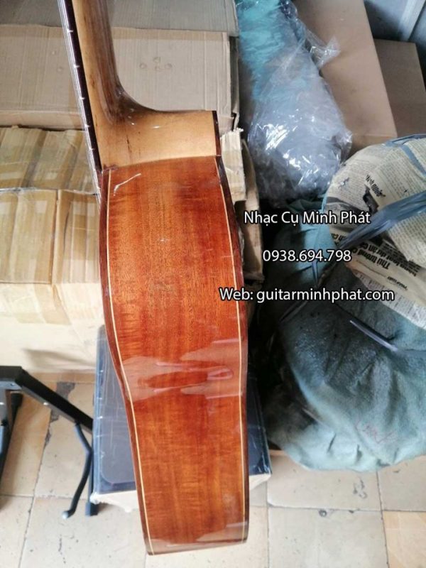 Đàn guitar gỗ KOA cao cấp cẩn xà cừ quanh thùng đàn
