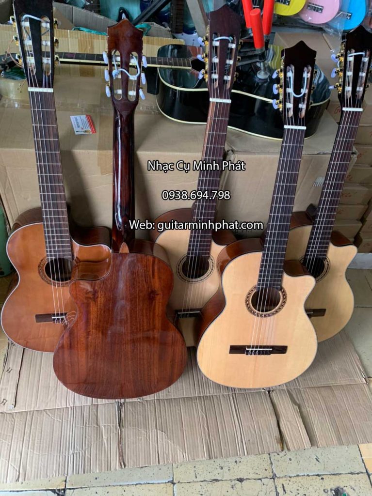 Top những mẫu đàn guitar classic dáng khuyết gỗ hồng đào nguyên tấm giá rẻ
