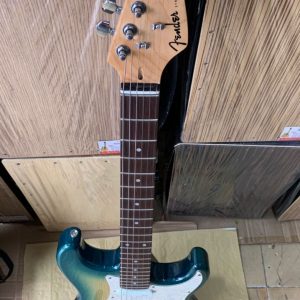 Guitar Điện Fender Giá Rẻ