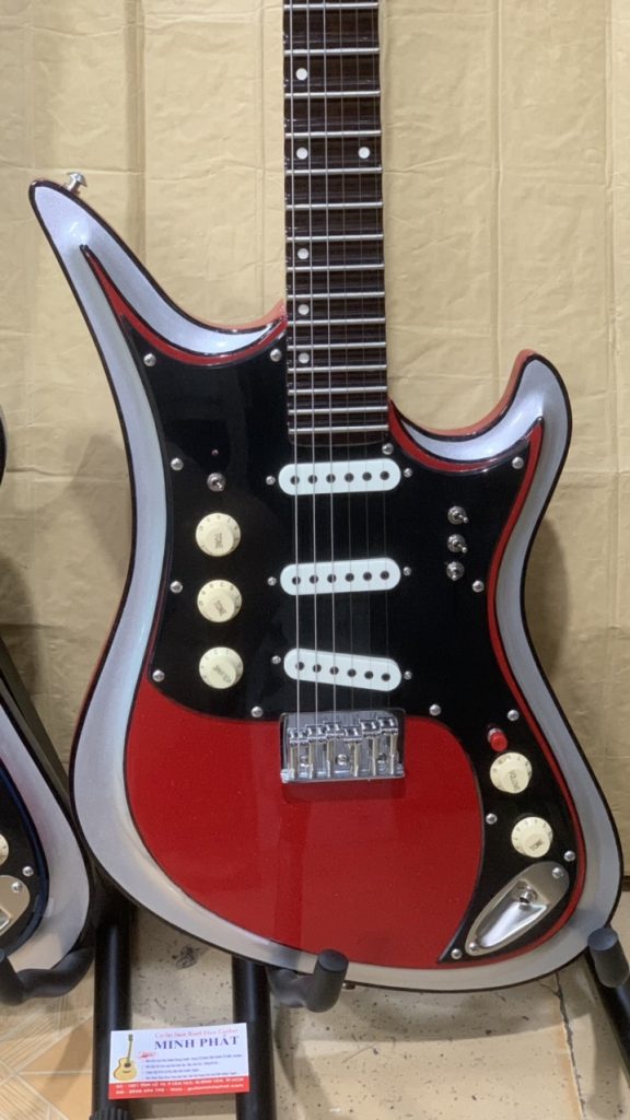 Hệ thống Mobin chuyên dụng cho vọng cổ tích hợp nút chỉnh Octave 2 trên đàn guitar Teisco