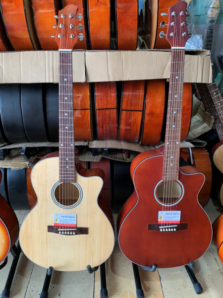Đàn Guitar Tập Chơi Giá Rẻ - Mặt Top Thông - MP-03
