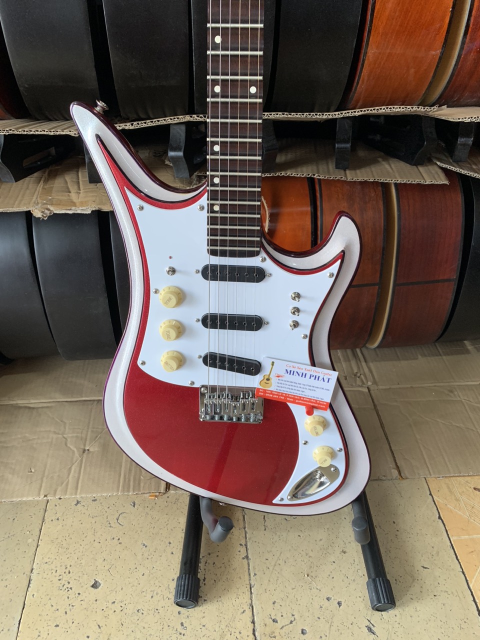 dan-guitar-vong-co-dien-teisco-mau-do-MP-T03 (2) dan guitar vong co dien teisco mau do MP T03 2