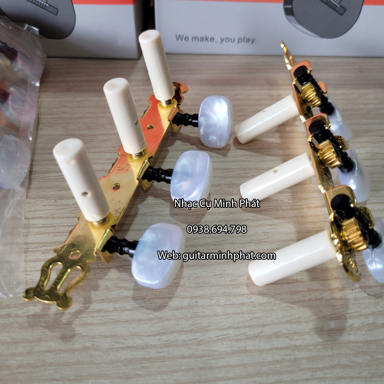 khoa-dan-guitar-classic-vang-chinh-hang-HF-(2) khoa dan guitar classic vang chinh hang HF 2