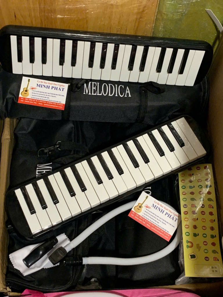 Kèn phím melodica 32 phím màu đen