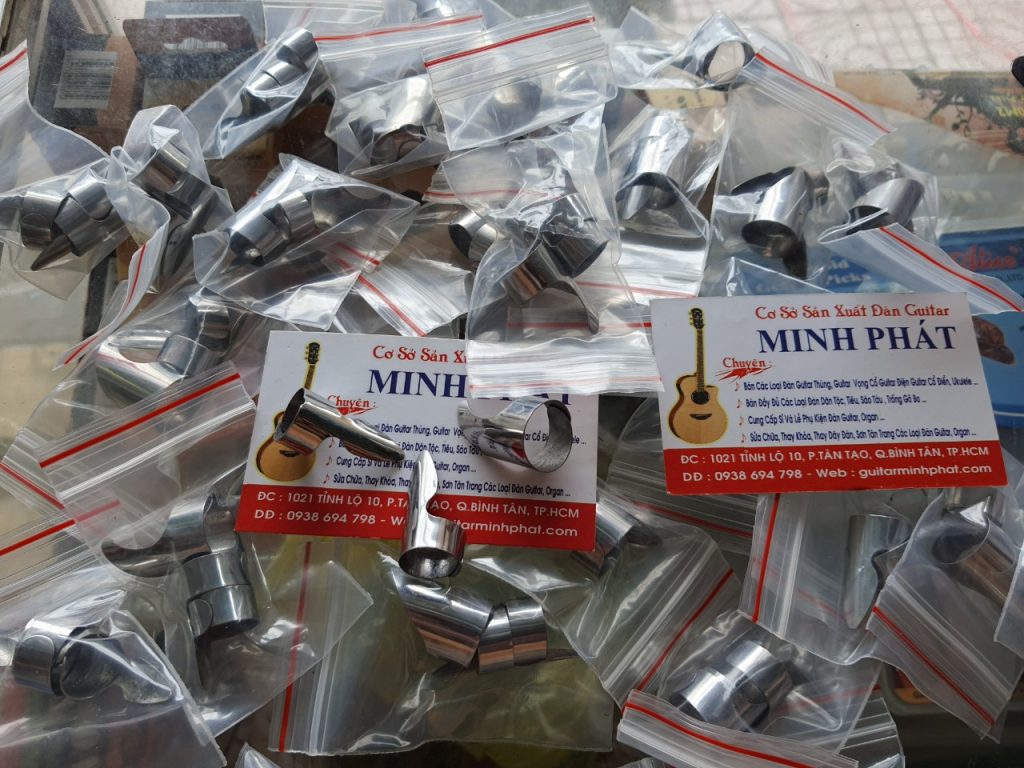 Bộ Móng Gảy Đàn Tranh Bằng Sắt Cao Cấp - Bộ 3 Cái 4 Móng gảy đàn tranh - Móng gảy đàn tranh chất liệu Inox - Có thể co giãn để phù hợp với các size ngón tay lớn nhỏ