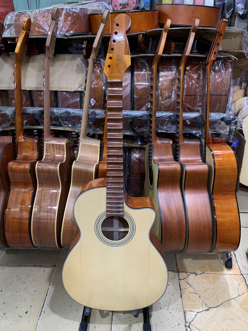 xuong dan guitar phim lom tphcm 4