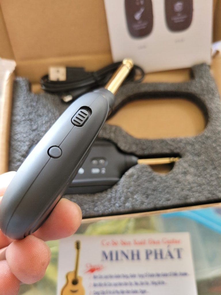 Bộ Thu Phát Tín Hiệu Âm Thanh Không Dây Wireless A8 Cho Guitar, Bass - Hàng Chính Hãng Sóng UHF Khoảng Cách 50M Độ Trễ Thấp 6 Bộ thu phát âm thanh không dây Wireless A8 đang được bán tại Cửa hàng Nhạc Cụ Minh Phát