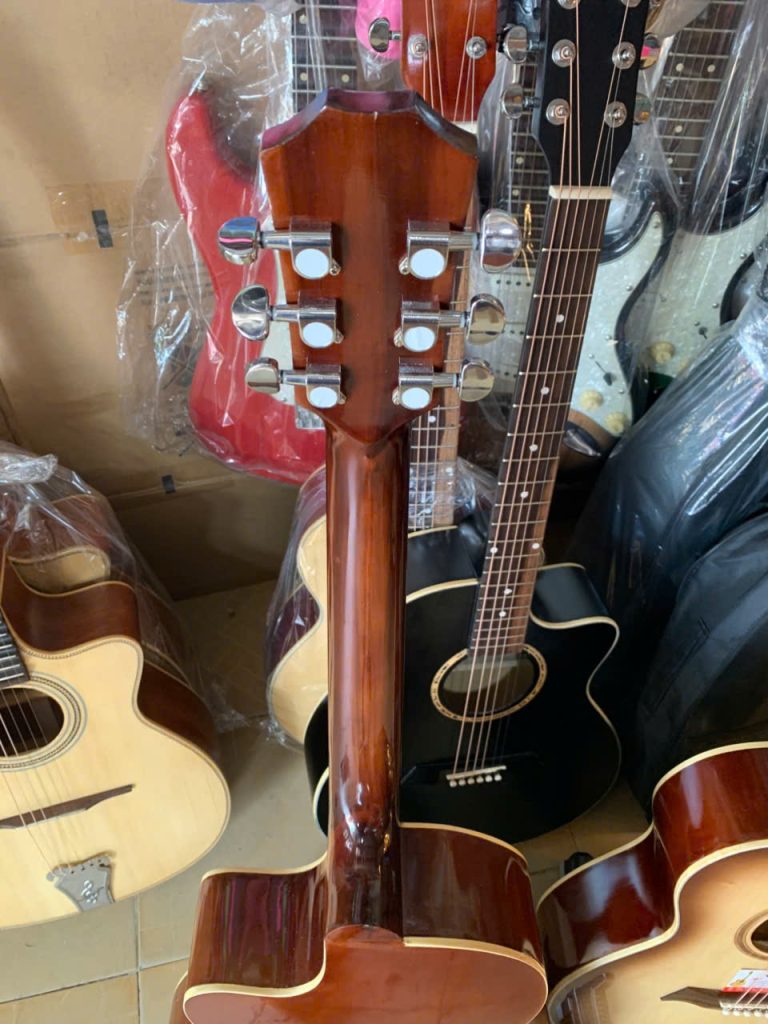 Đàn guitar Acoustic giá rẻ cho ngươi mới học 9 Khóa Inox sáng bóng (Vặn nhẹ, giữ dây chắc chắn)