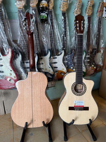 Đàn Guitar Semi Classic Thùng Mỏng Full Solid Gỗ Sồi Có EQ