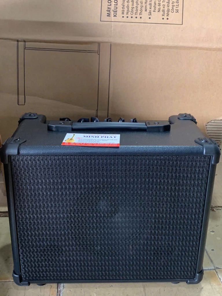 Amply Guitar Thùng Giá Rẻ PG-15 7 Loa guitar thùng giá rẻ phù hợp tập chơi biểu diễn.